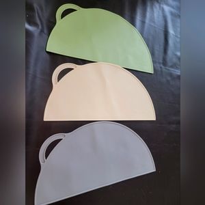 Silicone placemats